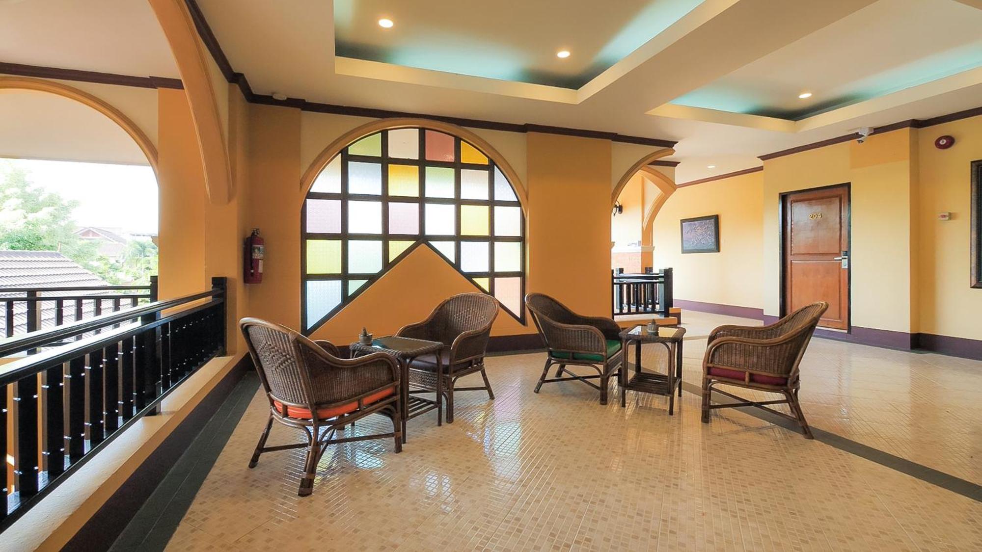Siam Avari Hotel, Chiang Rai Zewnętrze zdjęcie