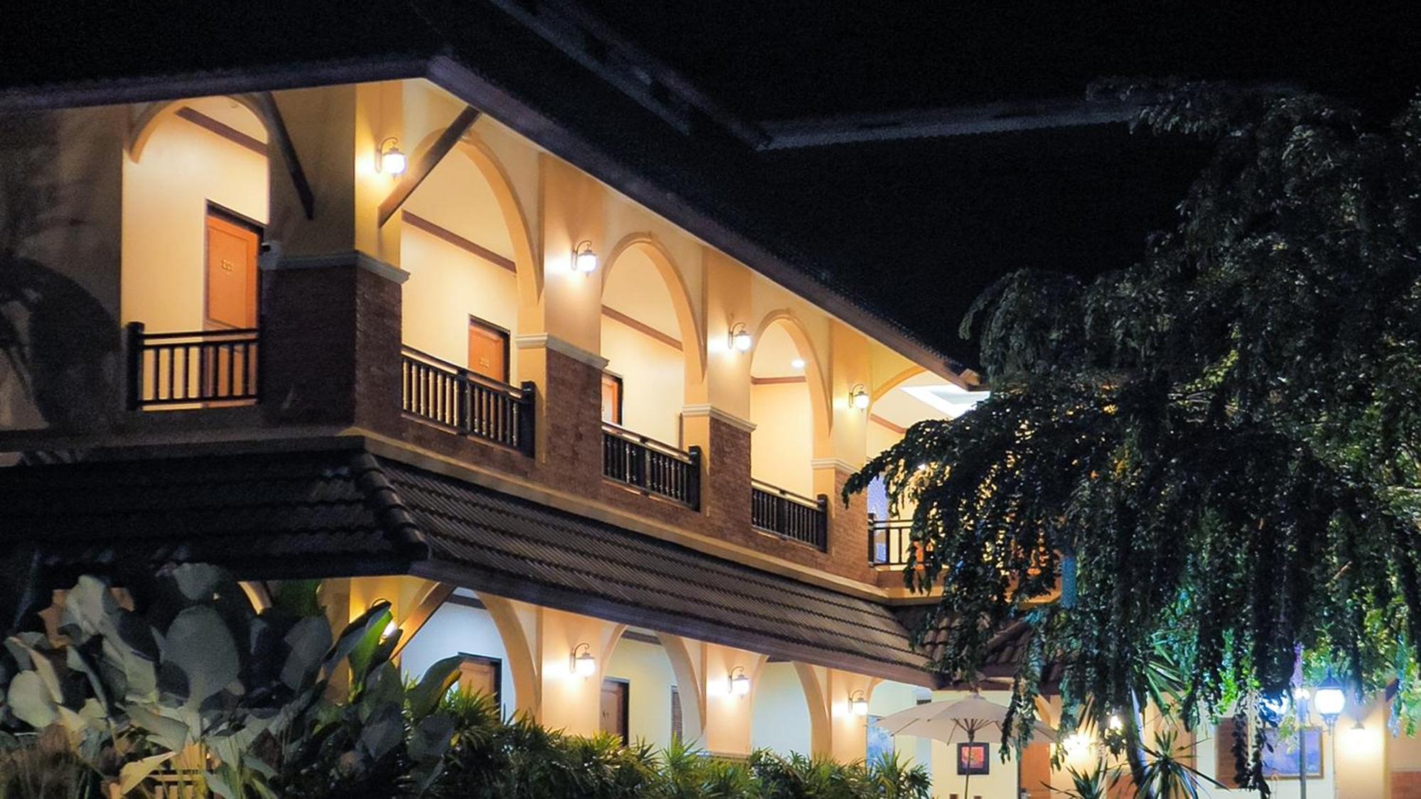 Siam Avari Hotel, Chiang Rai Zewnętrze zdjęcie
