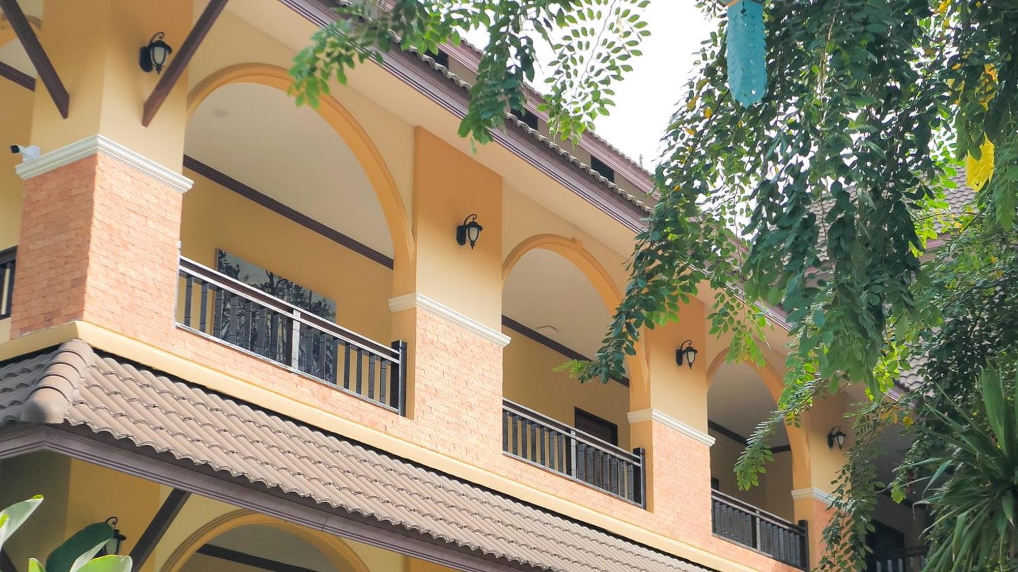Siam Avari Hotel, Chiang Rai Zewnętrze zdjęcie