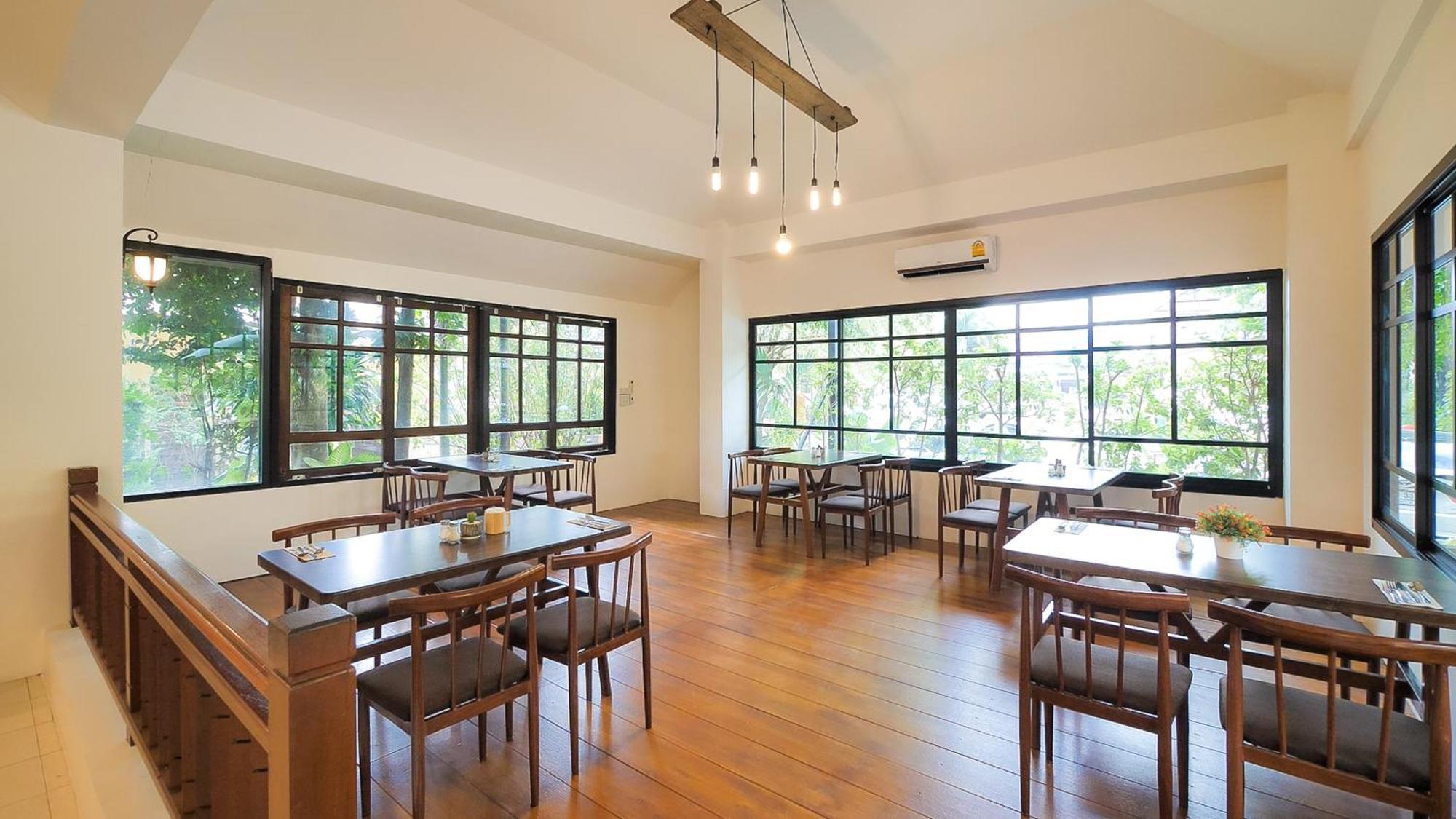 Siam Avari Hotel, Chiang Rai Zewnętrze zdjęcie